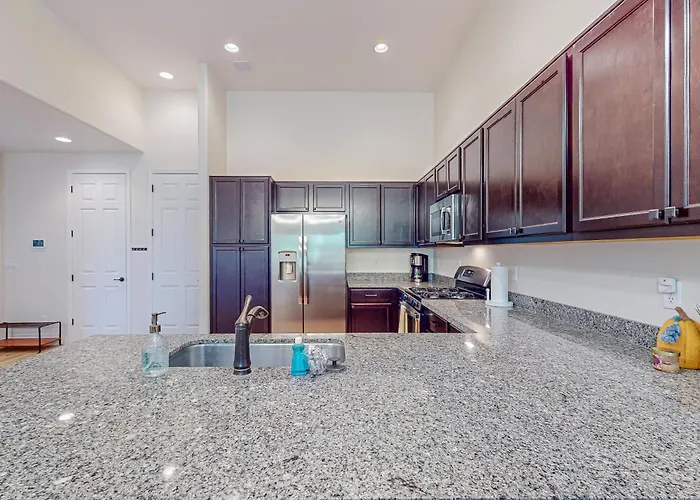 Presidio Pines Retreat Holiday home *